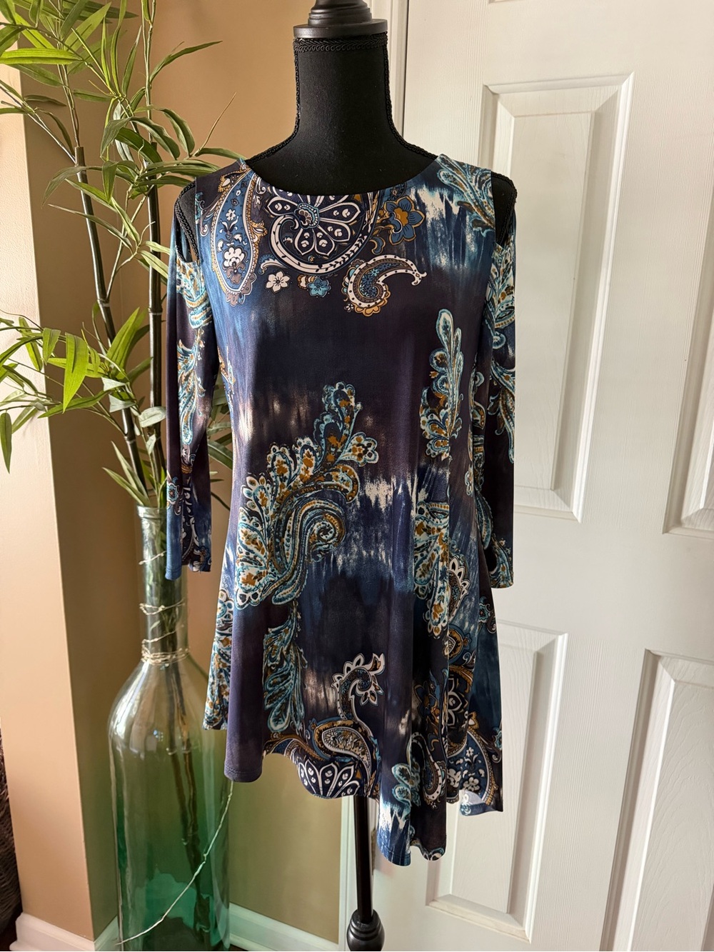 Ariella Teal and Navy Paisley Asymmetrical Tunic Blouse